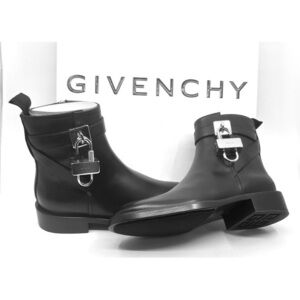 GIVENCHY LEATHER METAL LOGO LOCK
ANKLE BOOTS BOOTIES STACKED HEEL NEW
SIZE 6